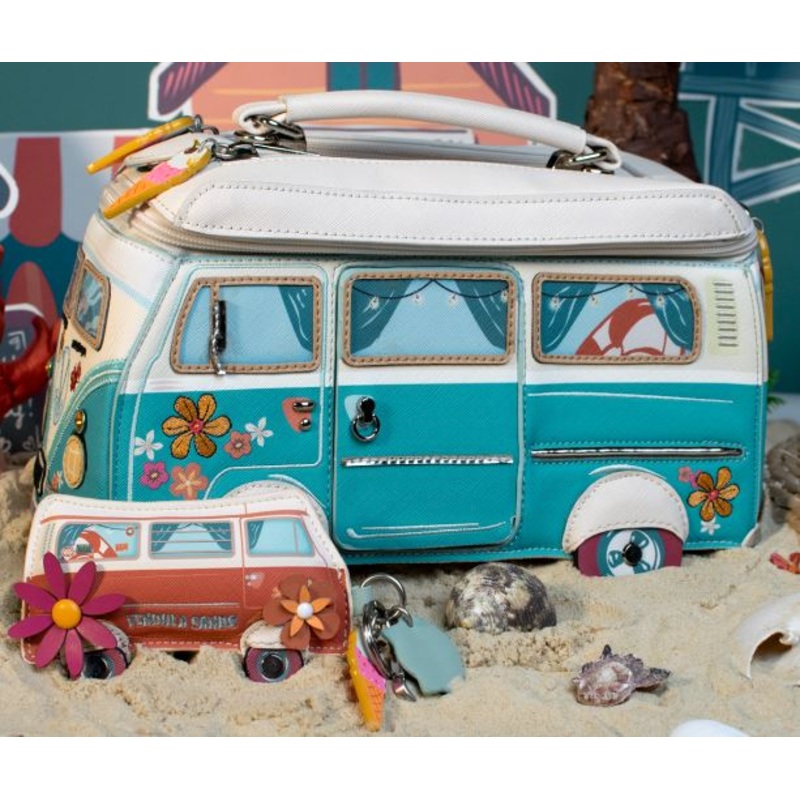 Vendula Sands Camper Key Charm