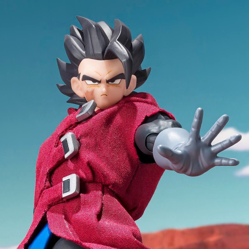 Giblet S.H.Figuarts Figure - Dragon Ball Legends