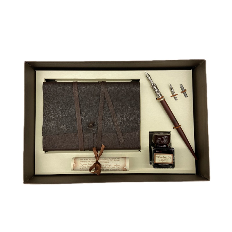 Medioevalis Journal 12*16cm , Wooden Dip Pen With Metal Deco Point , 2 Nibs, Ink Bottle 30cc In Gift Box