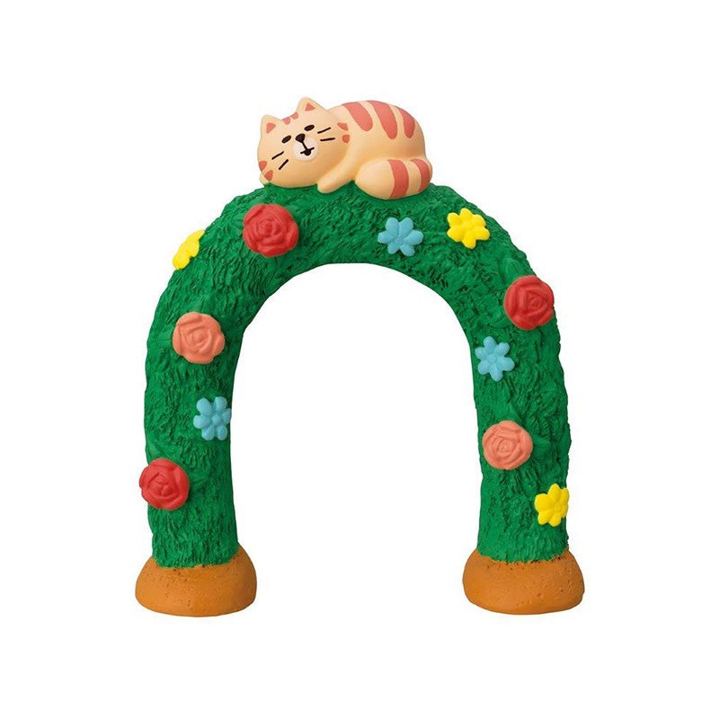 Decole Concombre - Alice in Wonderland Dozing Cat Flower Gate