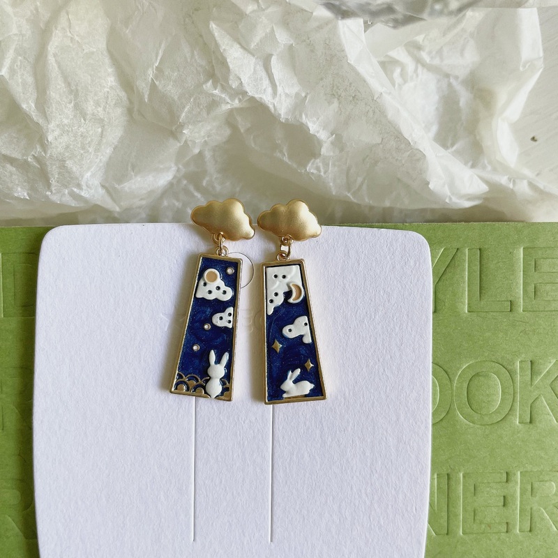 Luninana Earrings - Star Gazing Bunny Rectangle Earrings YBY054