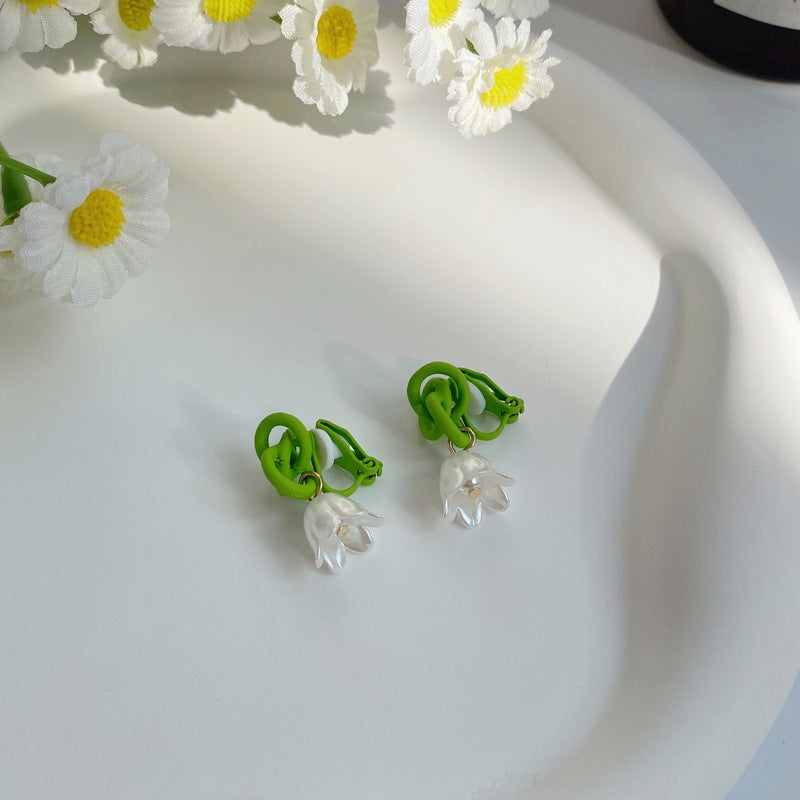 Luninana Clip-on Earrings -  White Bluebell With Dark Green Knot YBY077