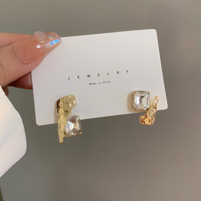 Luninana Earrings - Unique Shape with Gem Earrings YBY079