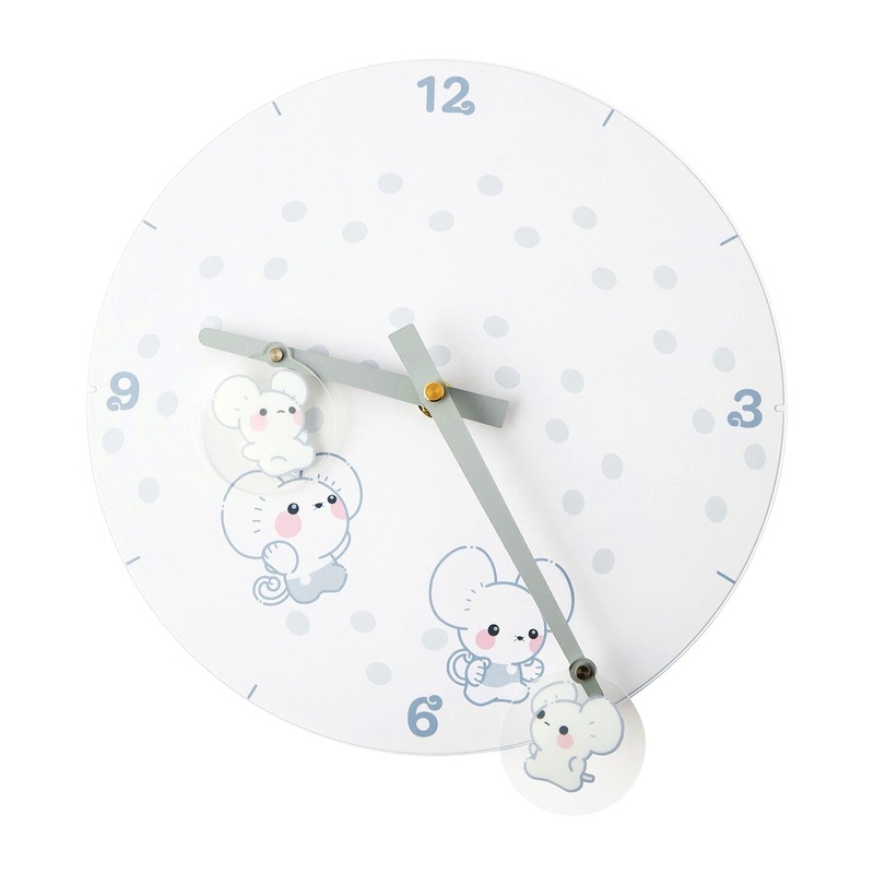 Maushold (Family of Four) Wall Clock