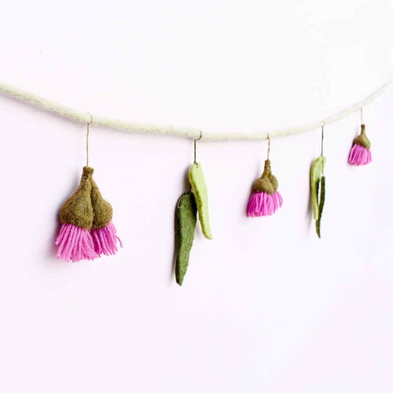 Tara Treasures - Eucalyptus and Gum Blossoms Garland