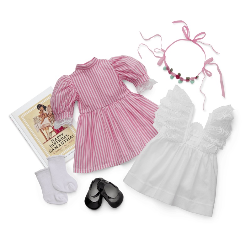 Samanthas Birthday Outfit & Book (Historical Characters)
