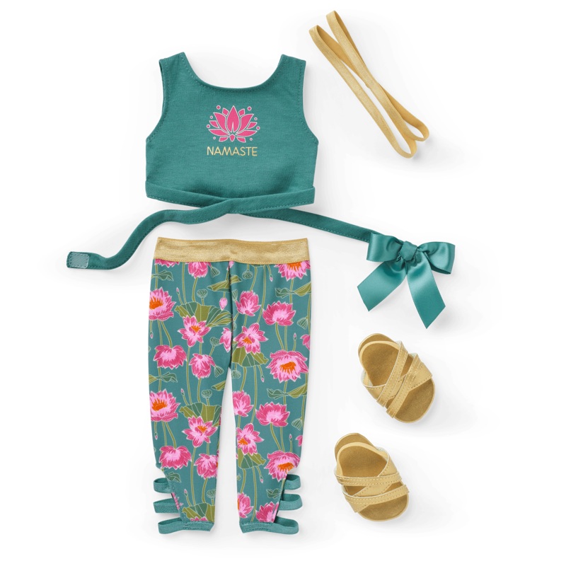 Relax & Refresh Outfit for 18-inch Dolls
